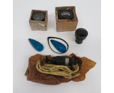 Small Selection of Itemsconsisting UV cockpit light, as used on Mosquitos ... Oil gauge in box ... Air pressure gauge in box 