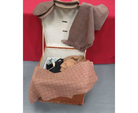 Quantity of Vintage 1930's to 50's Gents Clothing.Including 1930's large baggy 'Peaky Blinders' style flat caps, plus fours, 