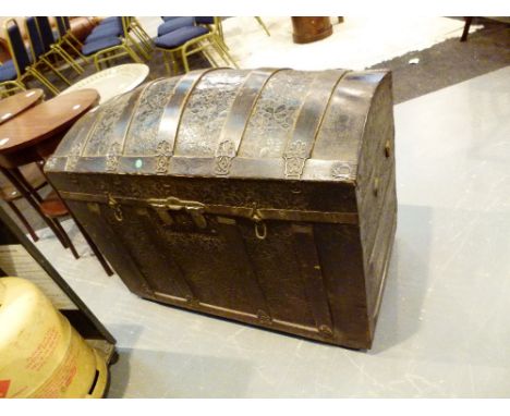 Antique dome top cabin chest with metal banding and leaf design, item locked with no key, purportedly from San Francisco earl