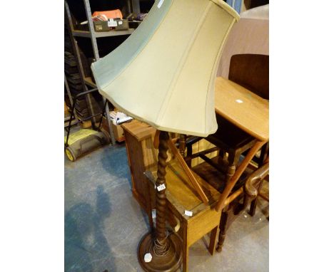 Vintage wood barleytwist standard lamp 