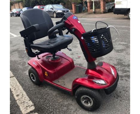 INVACARE LEO MOBILITY SCOOTER WITH KEY &amp; BATTERY CHARGER