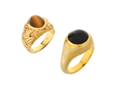 Two Vintage Men's 14 Karat Yellow Gold and Gemstone Rings Including Cat's Eye and Black Star Sapphire. Star sapphire stamped 