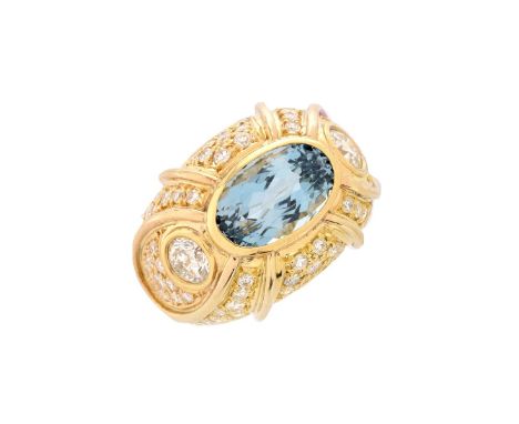Approx. 3.81 Carat Aquamarine, 2.08 Carat TW Round Diamond and 18 Karat Yellow Gold Bombe Ring. The The gem quality aquamarin