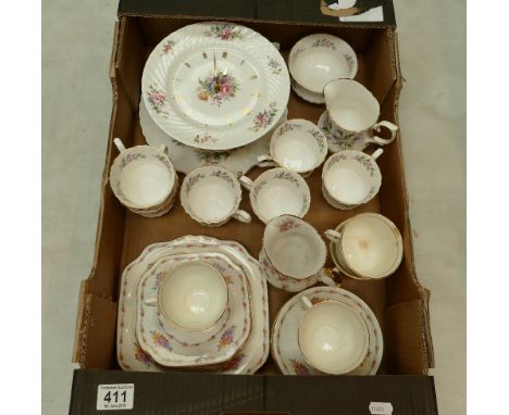 A mixed collection of ceramic items to include a Colclough china part teaset, Locinvar teaset and Aynsley clock 