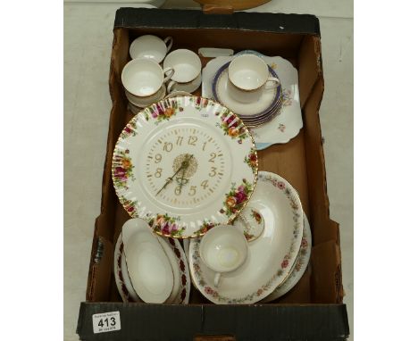 A mixed collection of ceramic items to include a set of six Paragon cups and saucers, Royal Albert Old Country Roses clock et