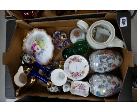 A mixed collection of ceramic items to include Royal Doulton hand painted floral design plate, Wedgwood type glass paperweigh