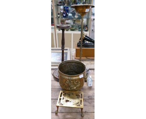 Large brass standing ashtray and similar wooden item, brass bucket and stand (4)