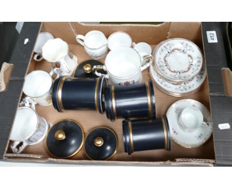 A mixed collection of ceramic items to include Foley floral decorated part teaset, commemorative cups, goblets and Portmeirio