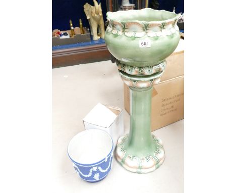 Modern green ceramic hall stand and large Wedgwood jasperware planter (2)