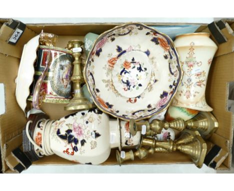 A mixed collection of items to include Masons Blue Mandalay large table lamp, damaged fruit bowl, decorative classical decora