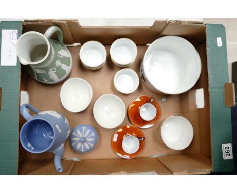 A collection of mixed ceramic items to include blue Wedgwood teapot, green jasperware jug, Royal Worcester Evesham pie dish a