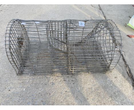 A VINTAGE RODENT TRAP 