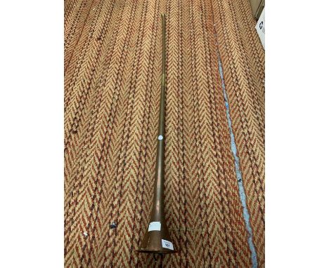 A VINTAGE BRASS AND COPPER HORN L:123CM 