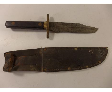 A BOWIE KNIFE, 13.5 BLADE, WITH LEATHER SCABBARD 