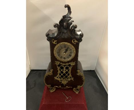 A GUSTAV BECKER MANTEL CLOCK WITH BRASS DETAIL (H:49CM DIAL DIAMETER:11CM) 