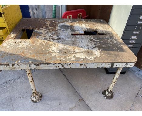 A LARGE VINTAGE CAST IRON INDUSTRIAL WORK TABLE 