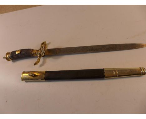 A REPLICA NAZI GERMANY HUNTING DAGGER BLADE, WITH SCABBARD 