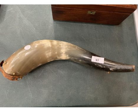 A VINTAGE DECORATIVE HORN 