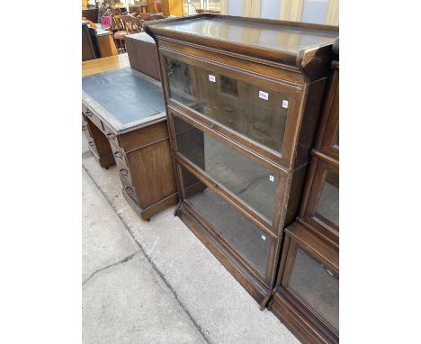 A GLOBE WERNIKE STYLE OAK THREE DIVISION BOOKCASE, 34.5" WIDE 