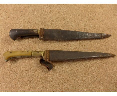 TWO LATE 19TH CENTURY PESH-KABZ KNIVES, 13.5CM BLADES, HORN GRIPS AND LEATHER SCABBARD 