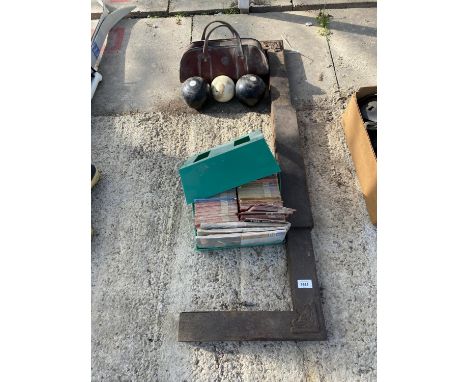 A QUANTITY OF VINTAGE ITEMS TO INCLUDE A FIRE FENDER, VINTAGE BOWLS SET ETC 