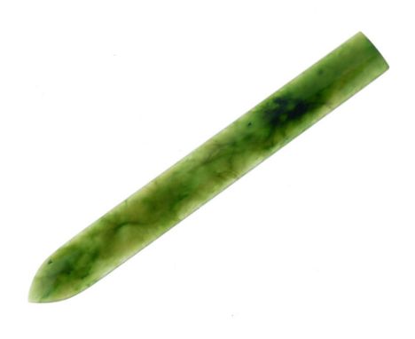 Nephrite jade blade paperknife, 11.7cm long x 1.4cm wide, 10g gross, in a fitted J.C. Vickery case   Condition: No obvious fa