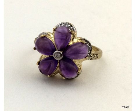 9ct gold ladies diamond and amethyst ring size K