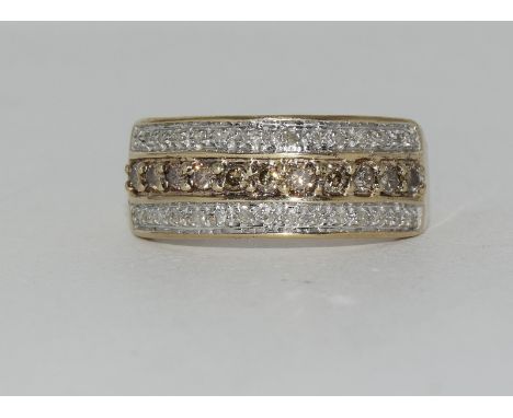 Champagne & white diamond 9ct gold ring size O