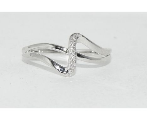 9ct white gold ladies diamond sweep ring size P