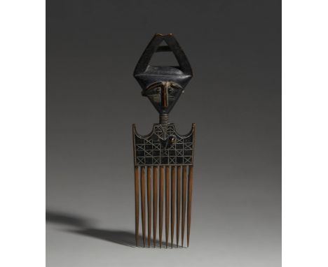 AKAN COMB31 cm. highProvenanceAcquired in 1993
