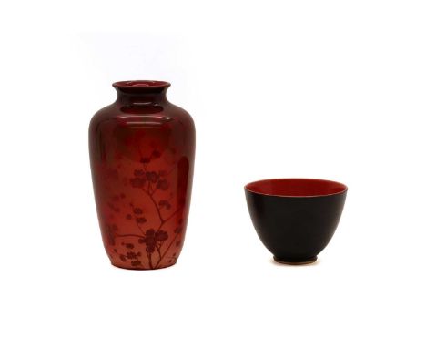 CLIFF LEE Porcelain vase, oxblood glaze sold at auction on 5th June