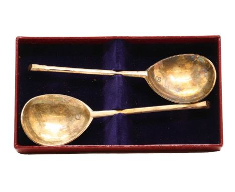 A pair of Mercers Company George VI coronation spoons,by Hicklenton &amp; Phillips, London 1937, 17.2cm long4.1ozt (2)Conditi