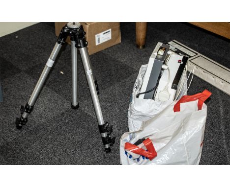 Manfrotto Art 144 Professional Tripod. Excellent Condition. Height 23 Inches - 57.5 cms. 