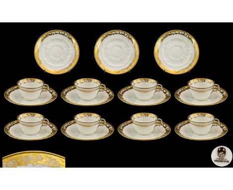 Wedgwood - Etrupia Very Fine Quality Bone China White and Gold  - ( 17 ) Piece Coffee Set of Elegant Form, Comprises 8 Cups a