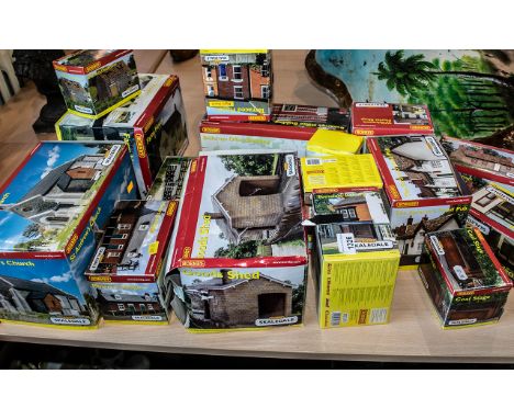 Train Interest. A Collection of Hornby Boxed Accessories, all in excellent condition. Includes sk. derelict outhouse - R9649,