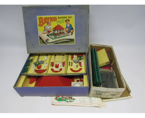 A Bayko no.3 part set and an additional box of mixed loose Bayko building parts 