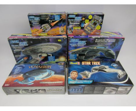 Plastic Vehicles Model Kits