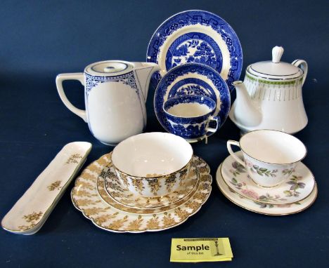 A collection of Willow pattern blue and white tea wares, a Luberne white and gilt collection of tea wares, Worcester June Gar