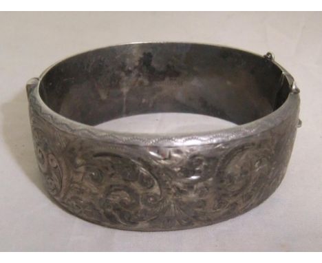 Vintage hallmarked silver bangle  