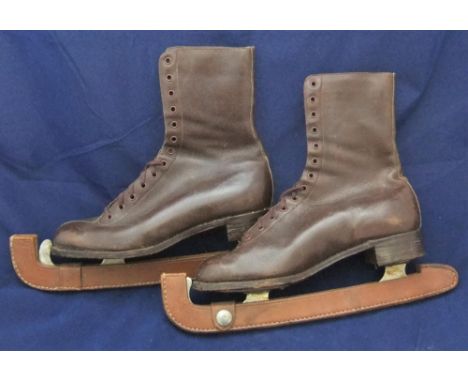 Pair of ladies vintage Dutch "Van Schelle ice-skates  Superb
