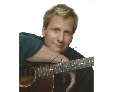 Jeff Daniels signed 10 x 8 colour Photoshoot Portrait Photo, from in person collection autographed at New York 2014. Good Con