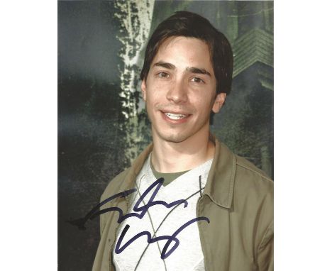 Justin Long signed 10 x 8 colour Photoshoot Portrait Photo, from in person collection autographed at London Premiere 2010. Go