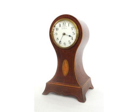 Eureka mahogany battery powered mantel clock, the 4.5" white dial inscribed Eureka Clock Co Limited, London '1000 Day Electri