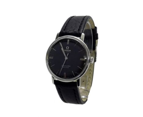 Omega Seamaster De Ville automatic stainless steel gentleman's wristwatch, circular black dial with baton markers and sweep c