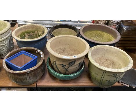 COLLECTION OF CERAMIC POTS