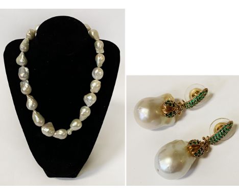 FRESHWATER PEARL EARRINGS &amp; FRESHWATER PEARL NECKLACE