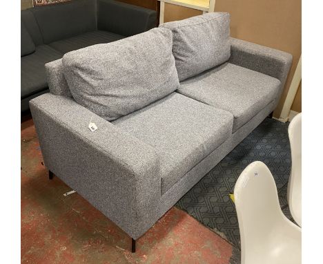 3 SEATER SOFA - SHOW FLAT