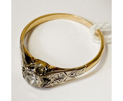 18CT GOLD &amp; DIAMOND RING - SIZE N/O