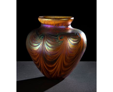 Jugendstil vase by LOETZ; Austria, ca. 1910.Iridescent glass.No signature.Measurements: 16 cm (height) x 16 cm (diameter).Thi