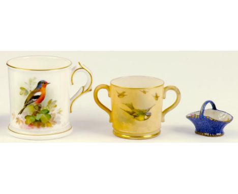 A ROYAL WORCESTER MINIATURE MUG, PAINTED BY W. POWELL, SIGNED, WITH A CHAFFINCH AND A ROYAL WORCESTER MINIATURE LOVING CUP AN